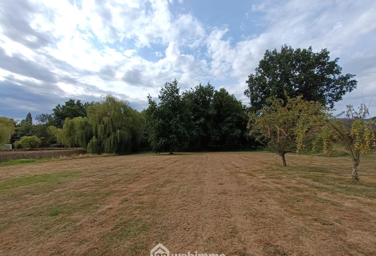 Terrain à bâtir - 1904m² - Nesmy — photo 1