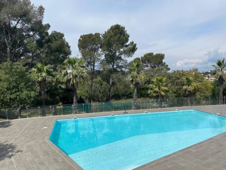 Appartement Plateau Notre-Dame - 70 m², 2 chambres — photo 1