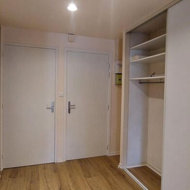 Appartement 3 pièces 800 €