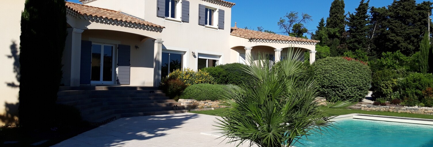 Maison 5 Pièces 187 m² à vendre à Pujaut (30131)