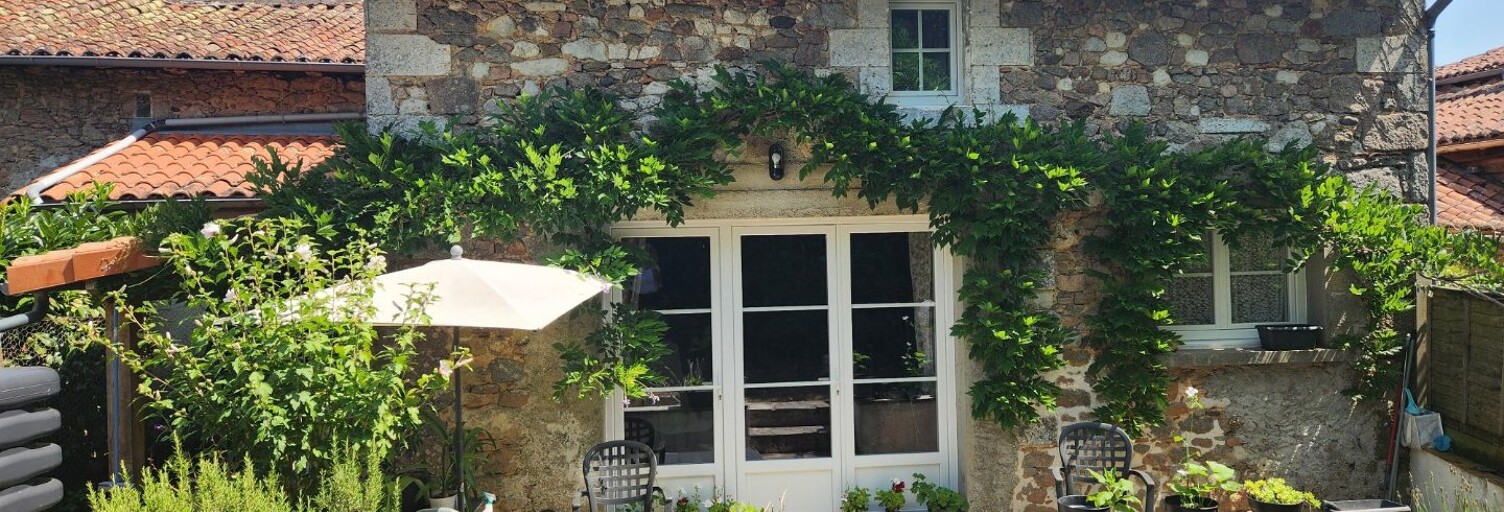 Maison 5 Pièces 121 m² à vendre à Manot (16500)