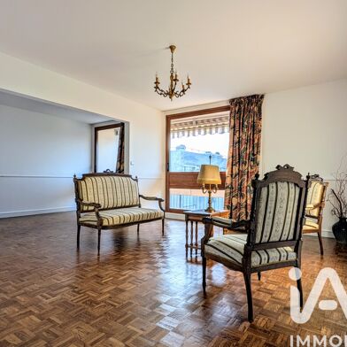 Appartement 5 pièces 224000 €