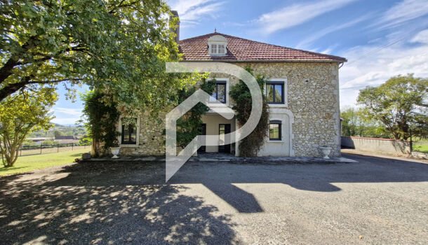 Villa / Maison 9 pièces  à vendre Orthez 64300