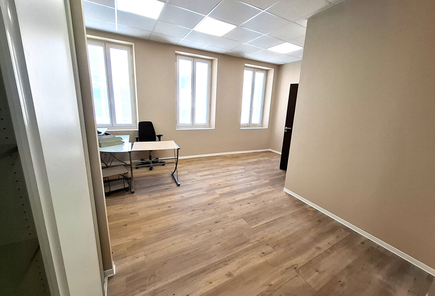 Bureaux 13005 Marseille 64 m2 — photo 1