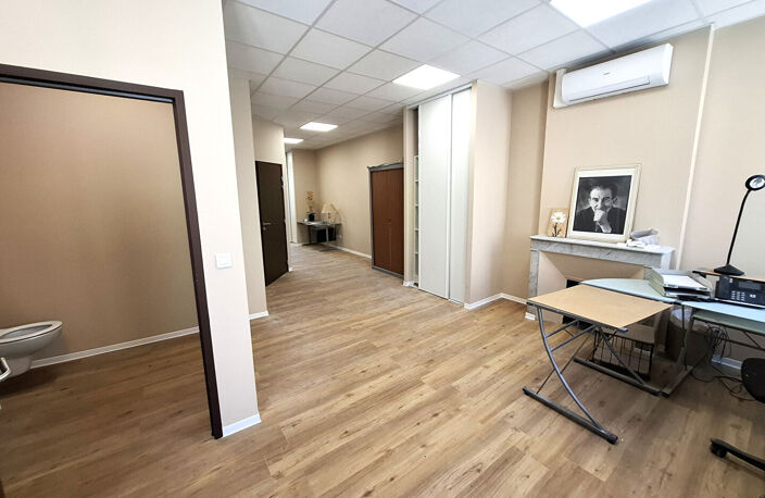 Bureaux 13005 Marseille 64 m2 — photo 2