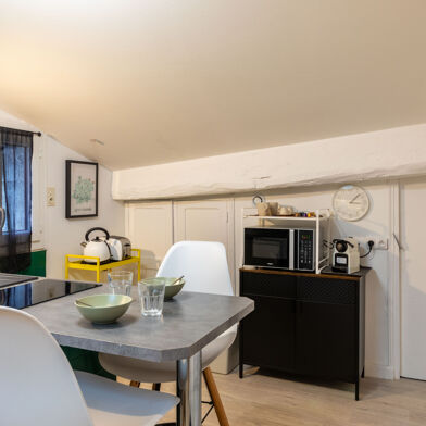 Appartement 1 pièces 340 €