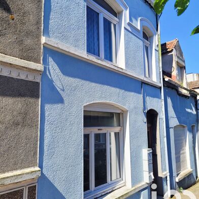 Immeuble  166000 €