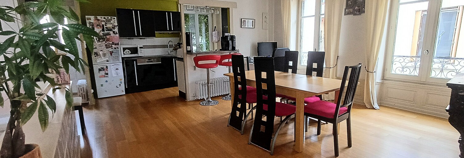 Maison 5 Pièces 118 m² à vendre à Saint-Martin-la-Plaine (42800)