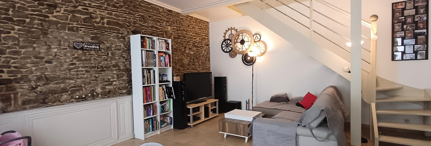 Maison 5 Pièces 118 m² à vendre à Saint-Martin-la-Plaine (42800)