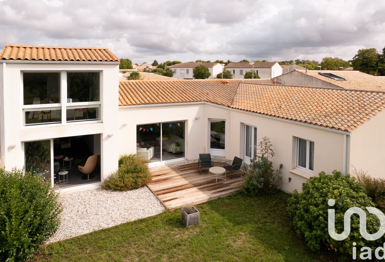Vente Maison/villa 9 pièces — photo 1
