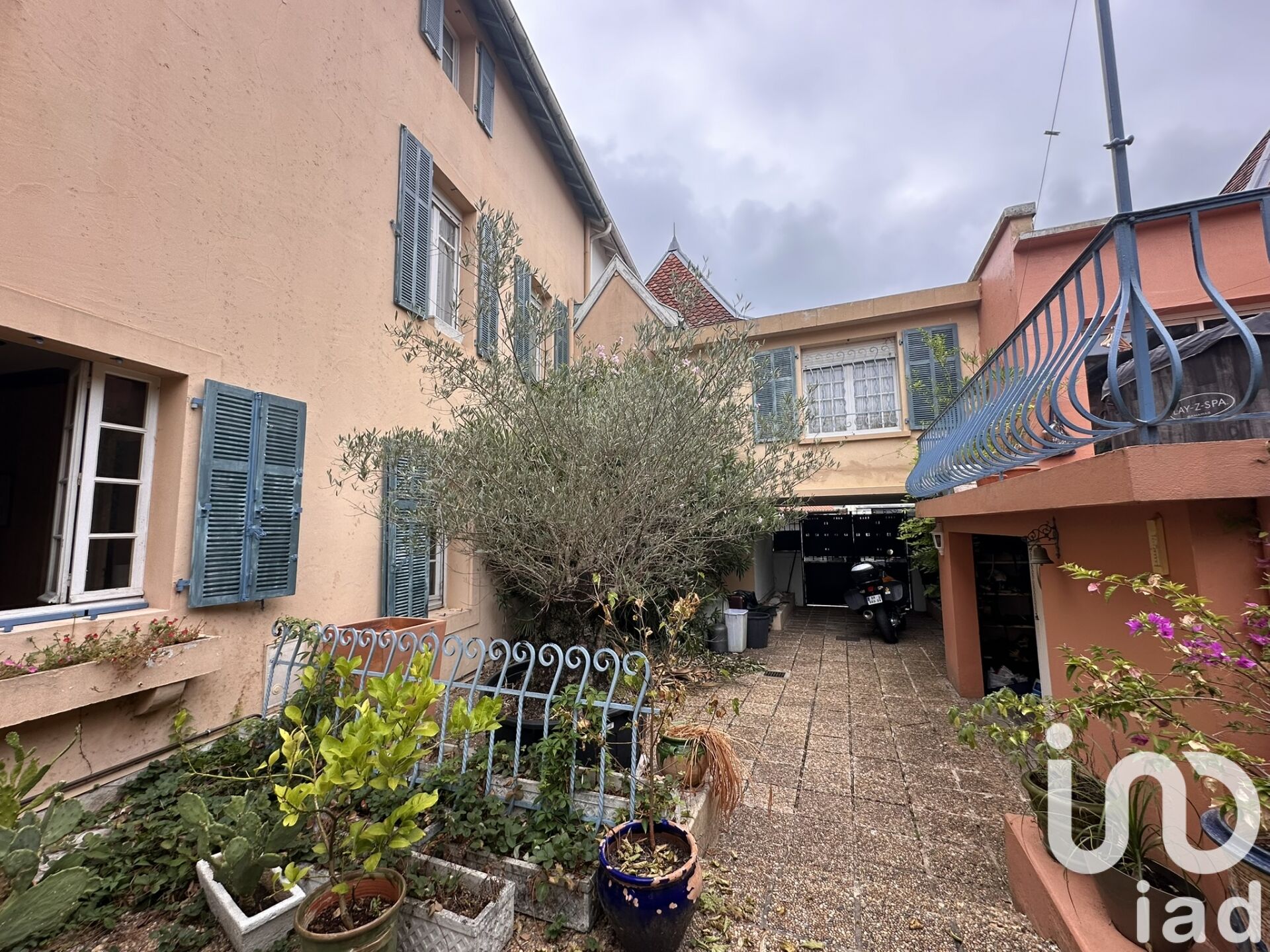 Vente Immeuble 415 m² - Photo 3