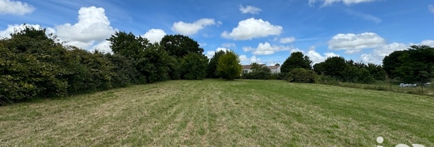 Terrain  2250 m² à vendre à Saint-Crépin (17380)