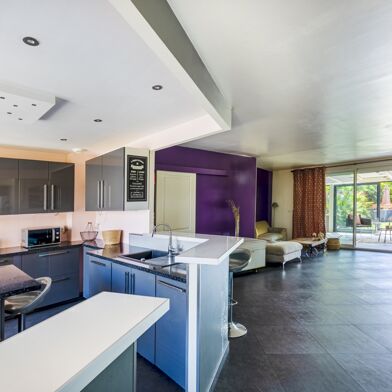 Maison 8 pièces 445000 €