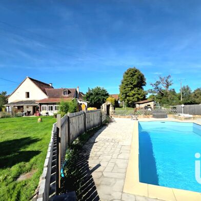 Maison 10 pièces 241000 €