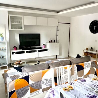 Appartement 3 pièces 164000 €