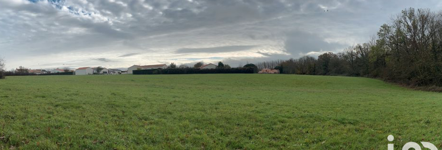 Terrain  3660 m² à vendre à Coëx (85220)