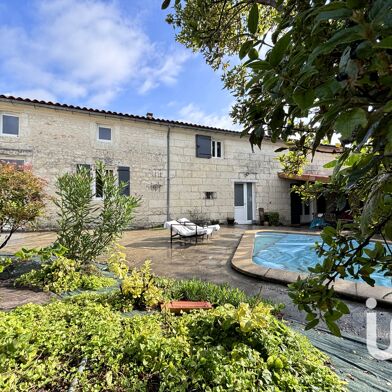 Maison 9 pièces 489000 €