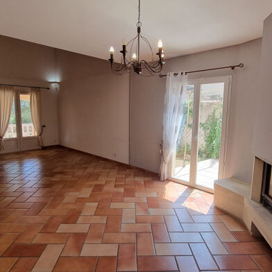Maison 5 pièces 520800 €