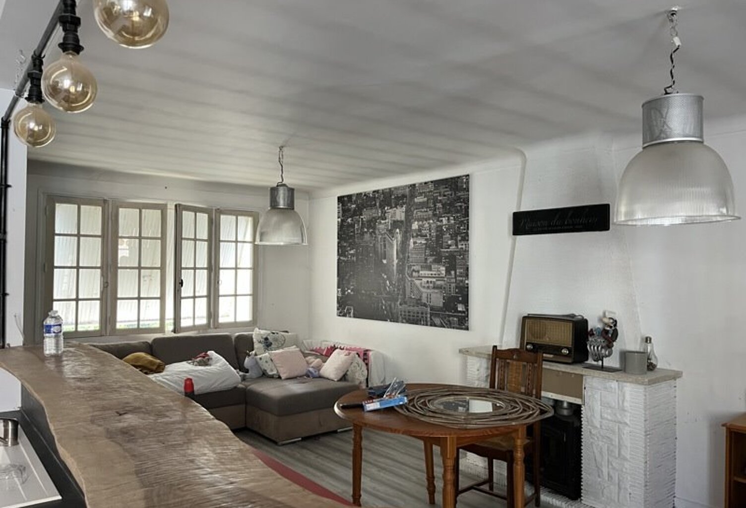 Vente immeuble   Excideuil (24160) — photo 1