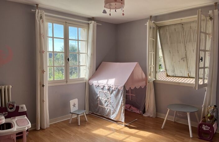 Vente immeuble   Excideuil (24160) — photo 2