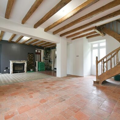 Maison 10 pièces 442260 €