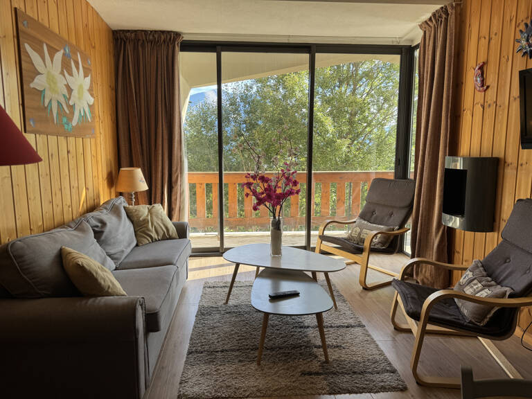 APPARTEMENT T3 - GALERIE COMMERCIALE - PRA LOUP 1600 — photo 1