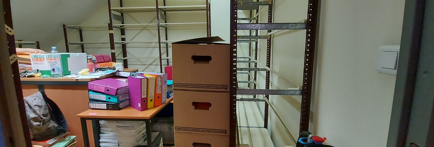 Commerce 4 Pièces 150 m² à louer à Saint-Denis (97400)