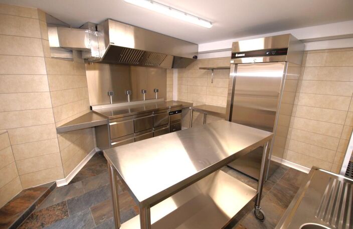 Immeuble avec Commerces — photo 5