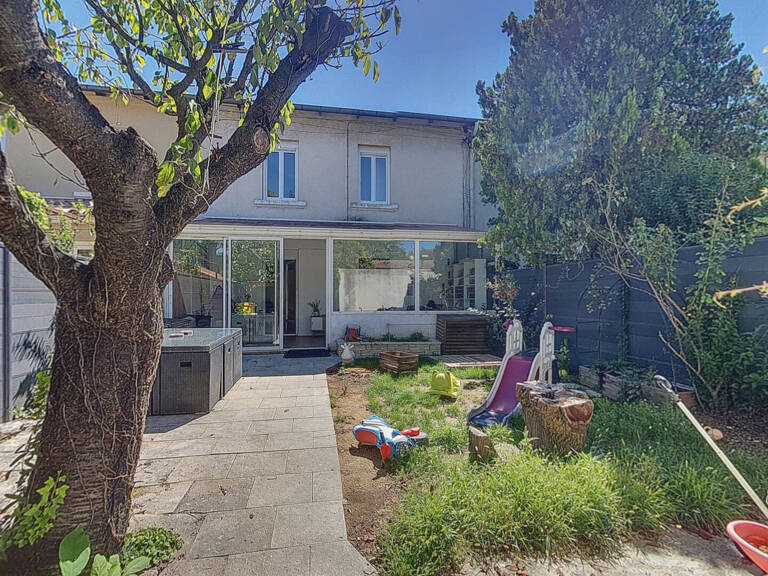 A découvrir  cette  agréable maison en Avignon proche remparts de 4 pièces — photo 1