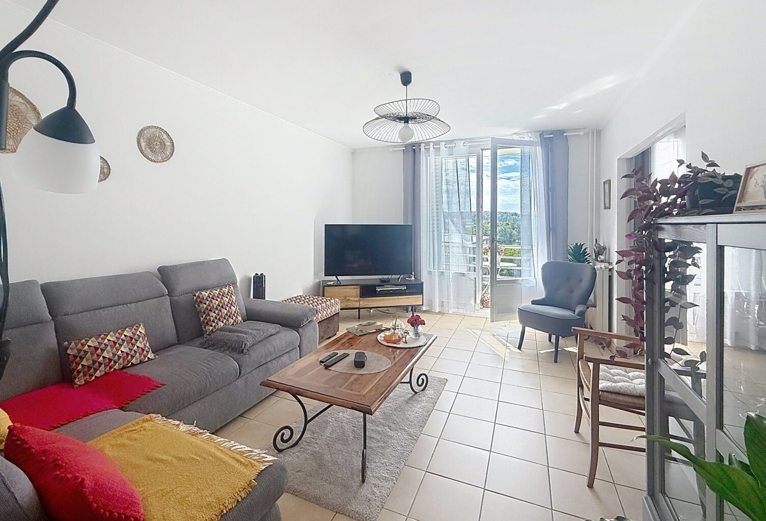 APPARTEMENT TYPE 4 PLEIN SUD VUE DEGAGEE — photo 1