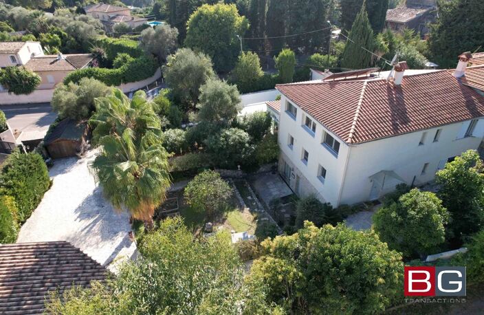 ANTIBES VILLA 6 CHAMBRES + BUREAU INDEPENDANT — photo 3