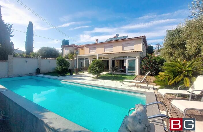 ANTIBES VILLA 6 CHAMBRES + BUREAU INDEPENDANT — photo 4