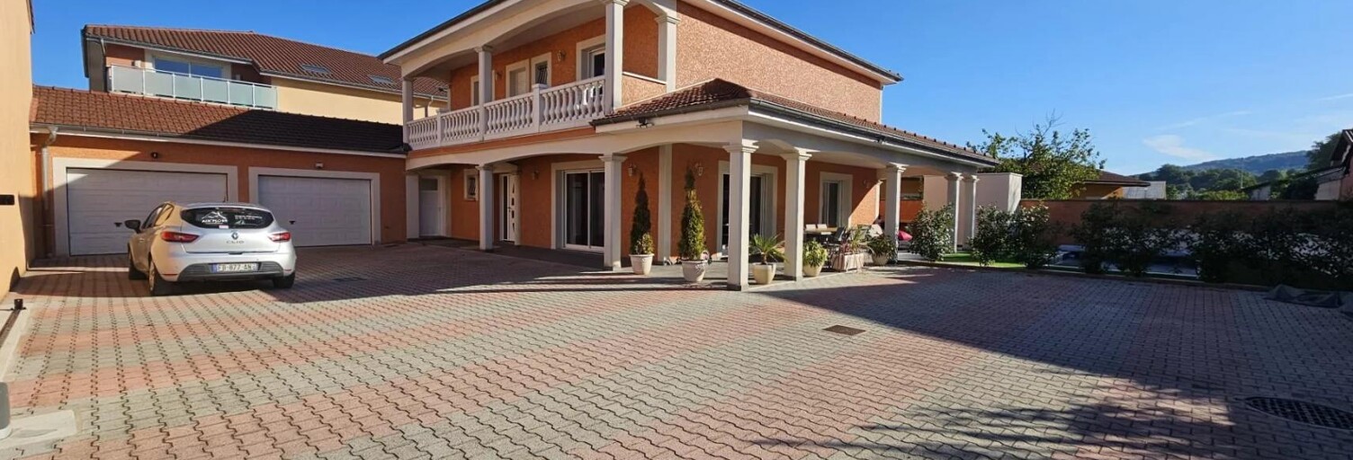 Maison 8 Pièces 259 m² à vendre à Ambérieu-en-Bugey (01500)