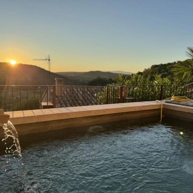 Maison 3 pièces 648720 €