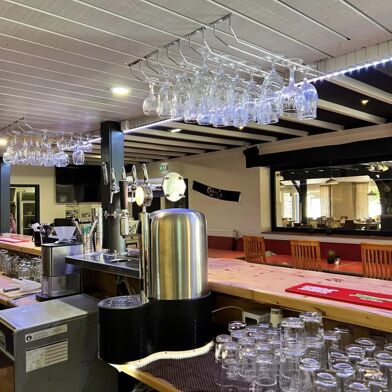 Commerce 4 pièces 95000 €