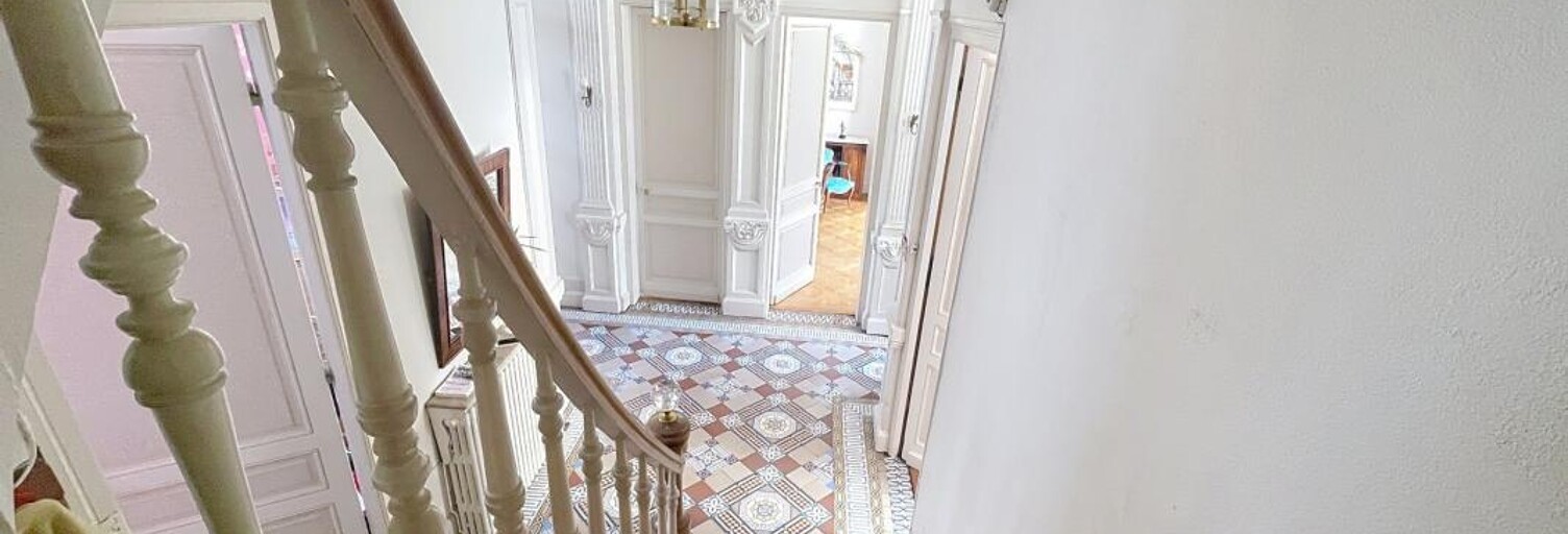 Maison 10 Pièces 318 m² à vendre à Lille (59800)