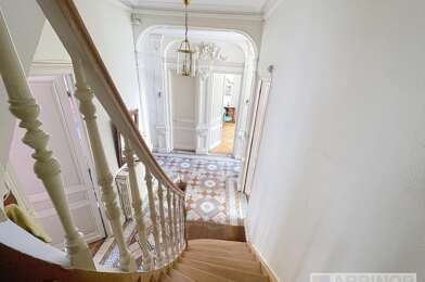 Maison 10 pièces 799000 €