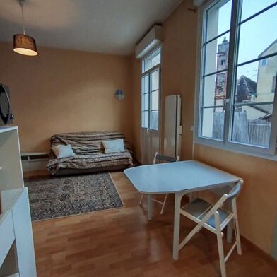 Appartement 1 pièces 490 €