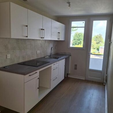 Appartement 4 pièces 296800 €