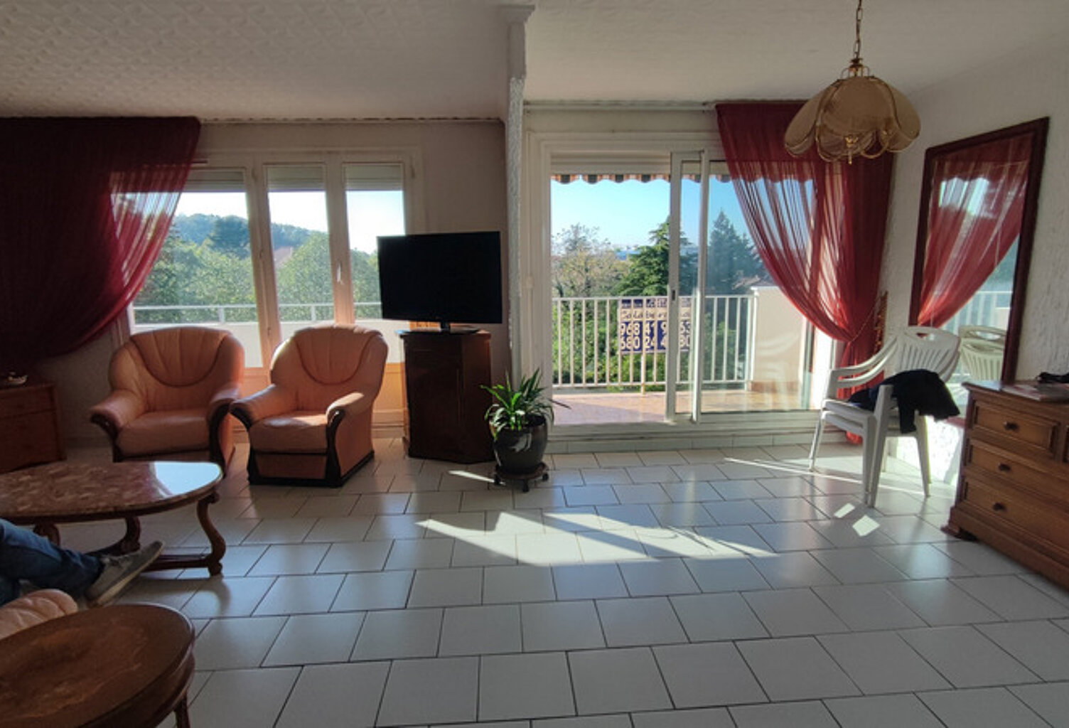 Appartement à vendre 3 pièces MEYZIEU (69) — photo 1