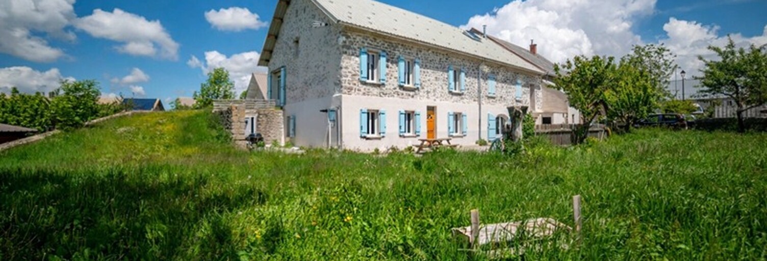 Maison 7 Pièces 247 m² à vendre à Ancelle (05260)