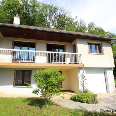 Maison 7 pièces 299000 €