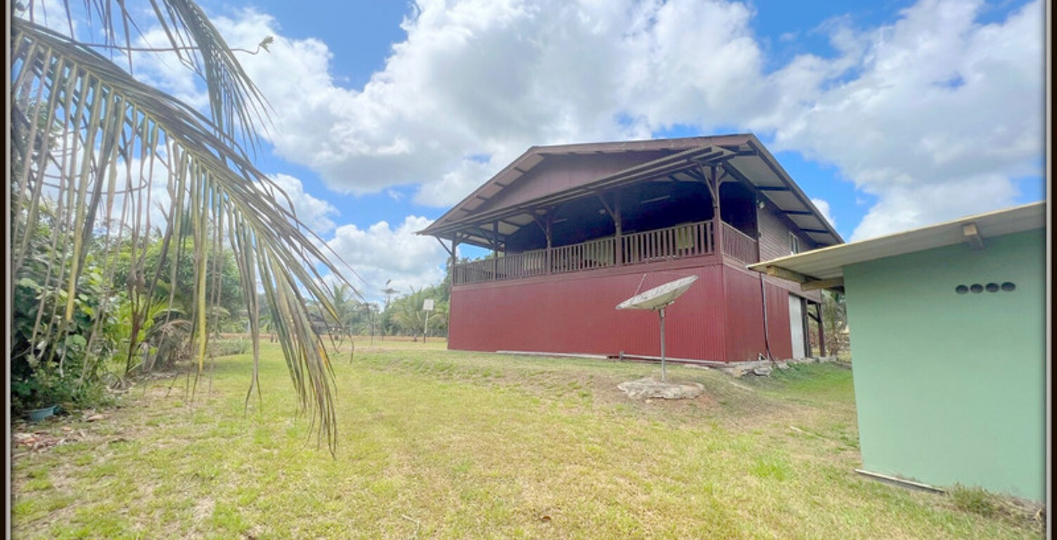 A VENDRE A KOUROU (97310 Guyane Française) UNE MAGNIFIQUE MAISON DE CAMPAGNE T4 DE 103 m² SUR UN TERRAIN DE 5000 m² - AU PRIX DE 395 000 € — photo 1