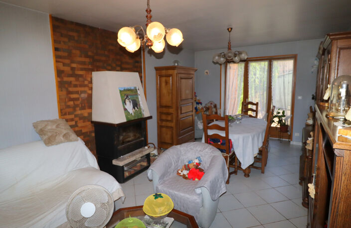 Proche de CUISERY (71) Maison de village en pierre rénovée avec dépendances — photo 2