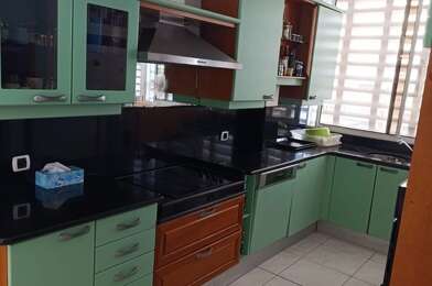 Appartement 4 pièces 212000 €