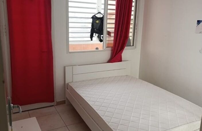 Appartement à vendre 4 pièces POINTE A PITRE (971) — photo 2