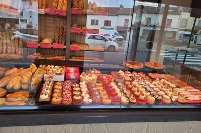 Commerce 2 pièces 221760 €