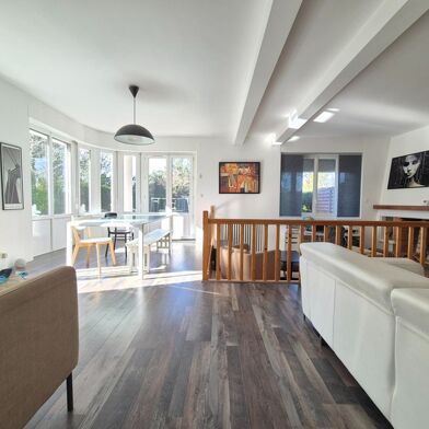 Maison 6 pièces 299500 €