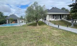 Maison 12 Pièces 300 m² à vendre à Tarbes (65000)