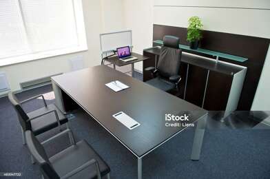 Bureau 1 pièces 380 €